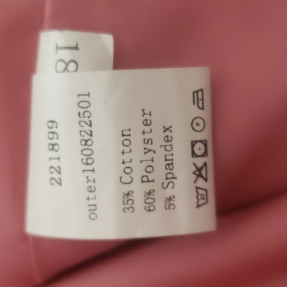 Long Colour blocked Vest - Picture 12 of 13